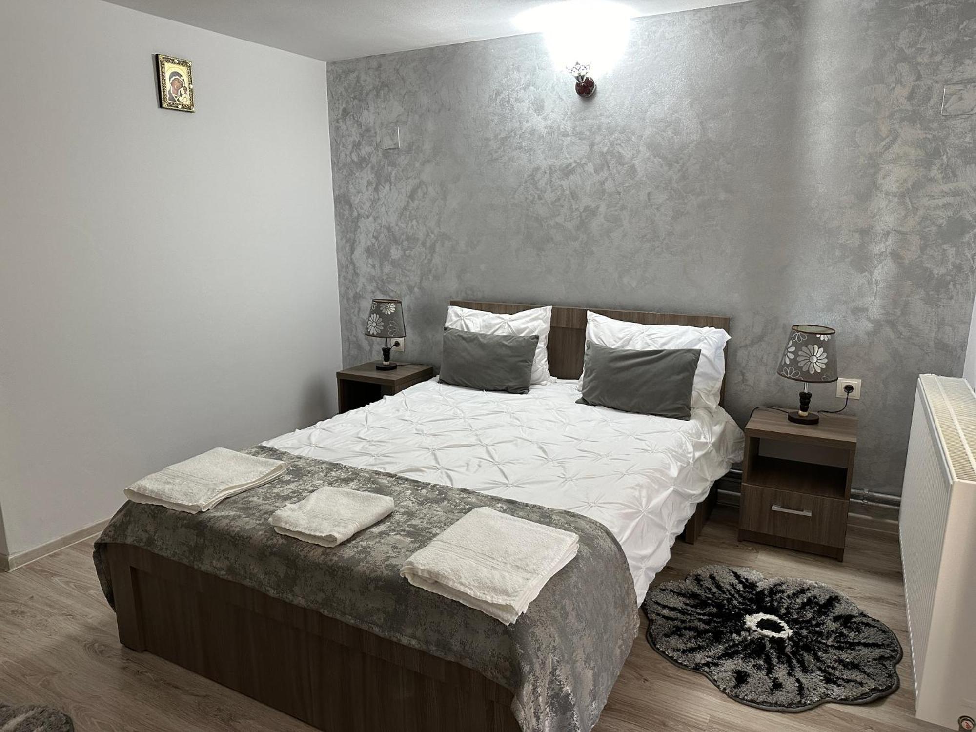 Отель Casa Antonia Chiscau Экстерьер фото