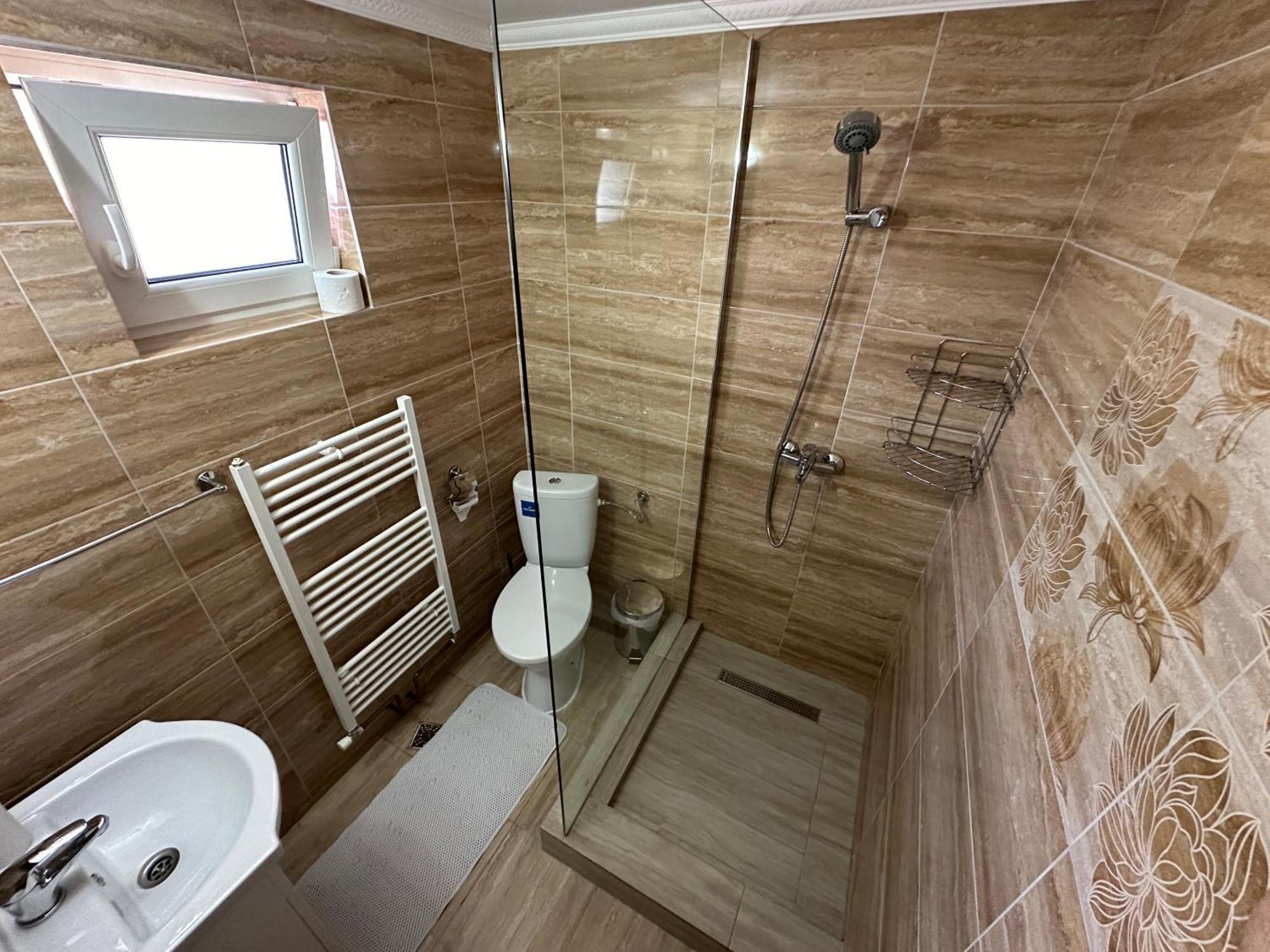 Отель Casa Antonia Chiscau Экстерьер фото